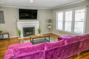 TCU Gameday House 15 Min to AT&T • Sleeps 12 - Image 5