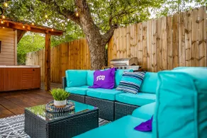 TCU Gameday House 15 Min to AT&T • Sleeps 12 - Image 3