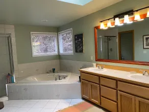 Salish Discovery - 4 bedroom with air conditioning - Image 3