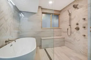 Private Studio w/fireplace and large tub near MSFT - Image 3