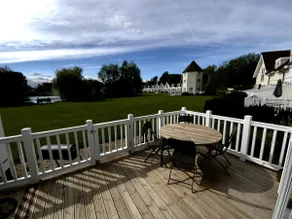 Welcome to 'ThatOne' our Cotswold Lakeside holiday home. - Image 4