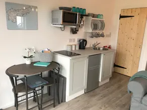 Tiree: Hynish, unique self catering cabin - Image 3