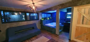 Loft with Private Jacuzzi, ideal for couples - Image 5