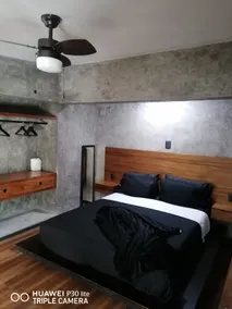 Romantic loft with private hot tub - Image 4
