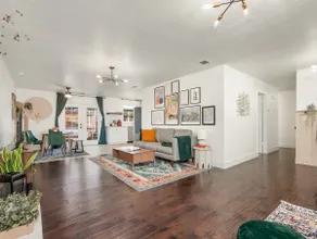 Boho Glam | Pet Friendly, Yard, Garage Parking - Image 2