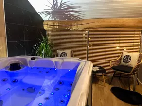 Romantic cottage private jacuzzi Futuroscope 15 min - Image 5