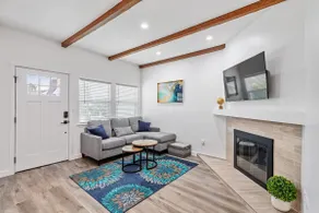 Stylish Downtown Walnut Creek 2BR (The Almond) - Image 3