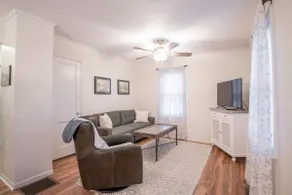 A cozy cottage in Morton - Image 2