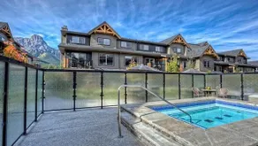 Mountain&Forest View,HotTub,Top Floor 1Bed,Pets Ok - Image 2