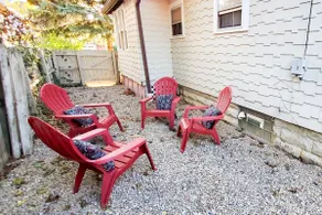 Cozy Bungalow- 10 Min to DTWN CLE | Walk to Lake! - Image 4