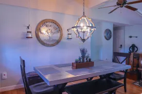 Maplewood - Simply Comfortable, Dog Friendly - Image 4