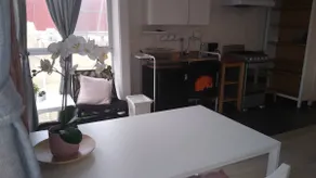 Modern Apartment with a View of Central Park - Image 2