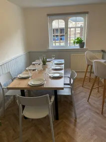 4BR Pet-Friendly House nr Beach w/Garden & Parking - Image 3