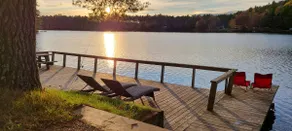 Year-Round Waterfront Green Cottage on Vert Lake - Image 4