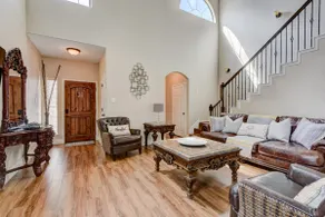 3-Bedroom spacious home with Tea and Herb garden - Image 3
