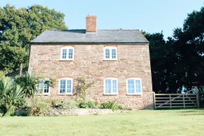 Pump Cottage - Cosy Herefordshire Cottage - Image 3