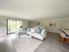 'The Link' - Cheerful 4 Bedroom 12 min to Hyams - Image 3