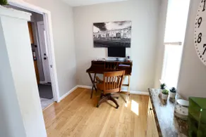 3 bedroom home in Chevy Chase with GYM/ EV charger - Image 4