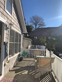 Beautiful and Cozy, Lake view, hot tub, privt yard - Image 4