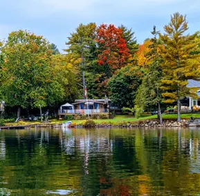 Boshkung Lake Family Cottage on Sunrise Bay - Image 2