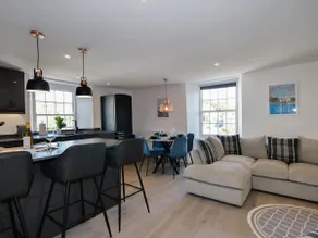 Kingsbridge Penthouse - Image 2