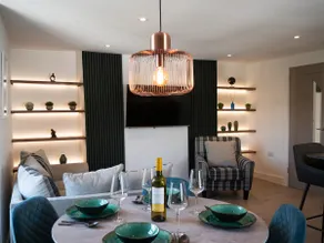 Kingsbridge Penthouse - Image 3