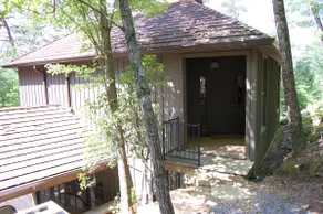 Lagniappe Lodge -18 acres of amazing views and 2 waterfalls, with Internet!! - Image 4