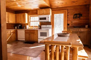 Rustic 3 BR Log Cabin w/ Hot Tub near Trout Run - Image 4
