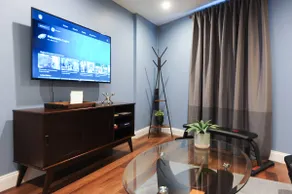 Philly Sport Apartment By Vibrant Italian Market - Image 5