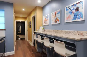 Philly Sport Apartment By Vibrant Italian Market - Image 4