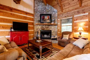 Blue Bonnet Cabin - Family/Pet Friendly & Hot Tub! - Image 2