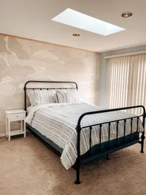 Cozy Canal Retreat - Image 5