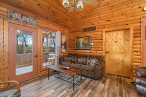 Great Escape Log Cabin Close to SDC - Image 2
