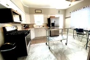 Chic 3 BR Townhouse by Mapfre, OSU & Short North - Image 4