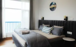 Cozy, Design-led 3-BR in a Quaint Village - Image 2