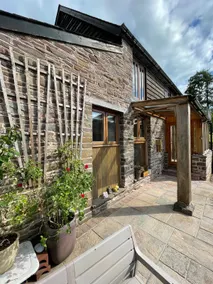 Bumble Bee Cottage - Image 5