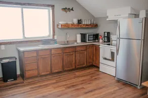 Beautiful, Cozy Loft in Devils Lake! - Image 3