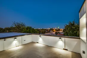 Affordable Luxury Rooftop Home - Downtown Views - Image 2