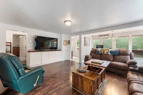 Serene Cottage in the Woods - Image 2