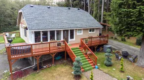 Serene Cottage in the Woods - Image 5