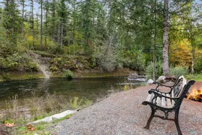 The River House ~ Maple Valley - Image 2