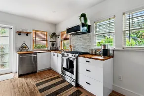 Newly Renovated 2-Bedroom Haven with Private Garden - Image 5