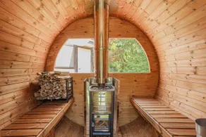Maximum 15 people/Natural garden, sauna, BBQ luxury space/Entire house rental/Parking lot complete, new barrel sauna - Image 3