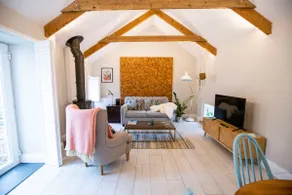 Sleepers Barn - Image 2
