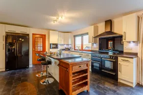 Fairview House - Image 3