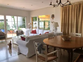 Nice house with wonderful views - Image 4
