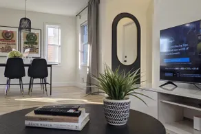 Kitchener Family Fun! 5BRs, Game Room, Fast Wifi - Image 4
