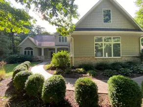 Luxury Retreat in Ellison Bay - Image 2
