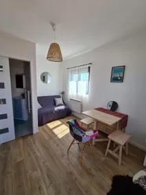 Studio with patio, quiet near the sea - Image 2
