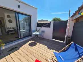Studio with patio, quiet near the sea - Image 4